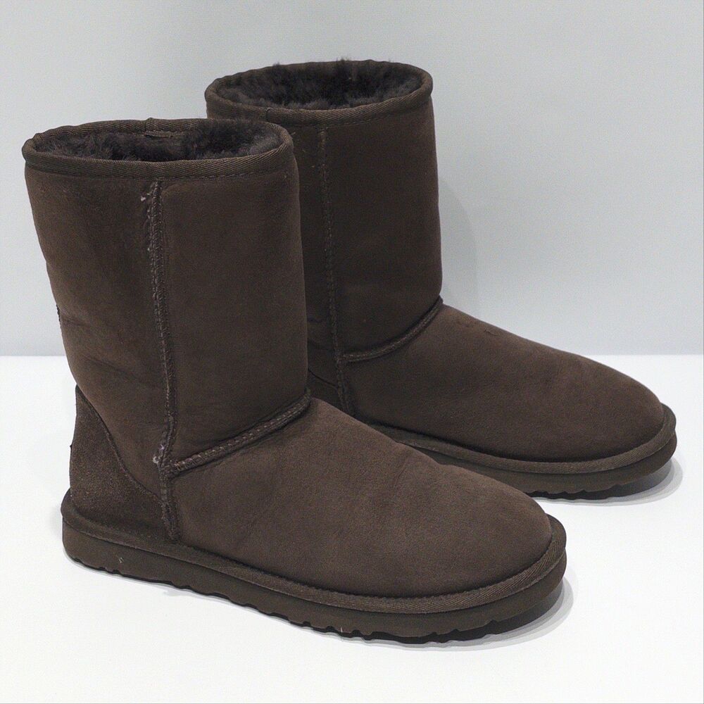 UGG Australia Classic Short II Brown Shearling Winter Boots Women 8 - Light Wear - Picture 2 of 8